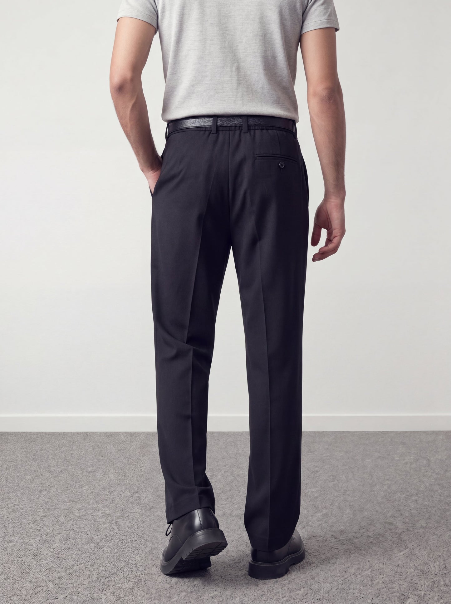 Black Pleated Trousers - oddegypt
