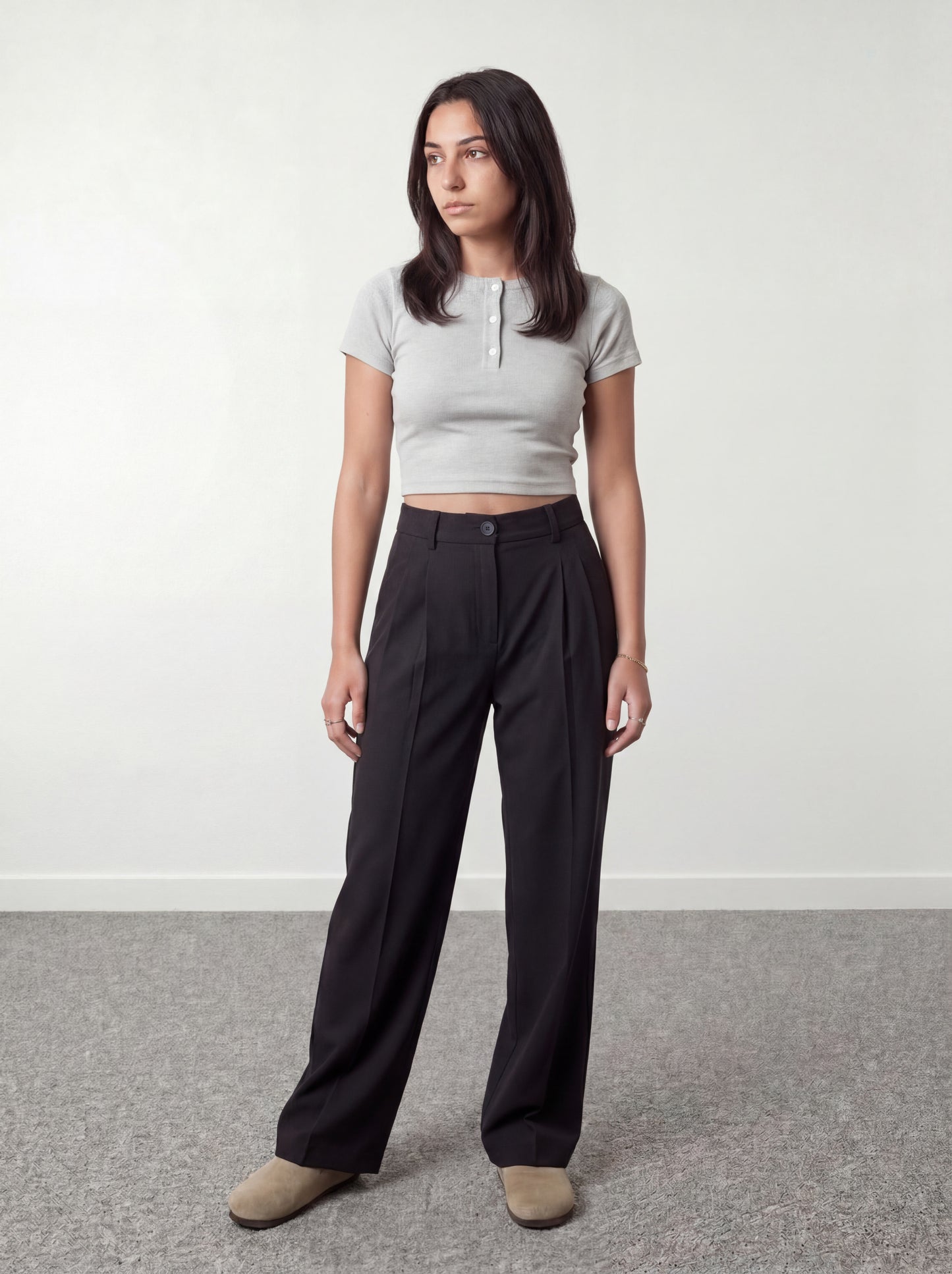 Minimal Pleated Trousers — Black