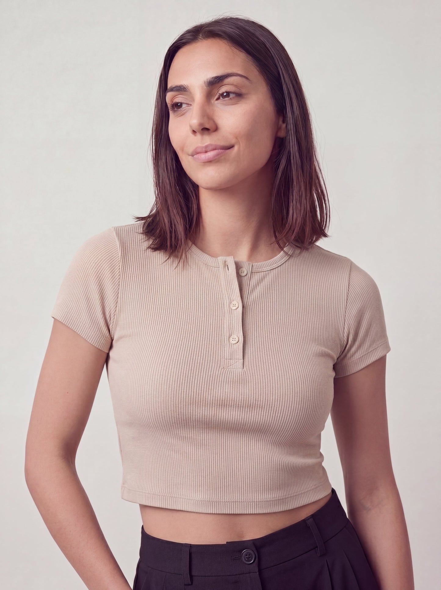 Minimal Henley Crop - Off-White