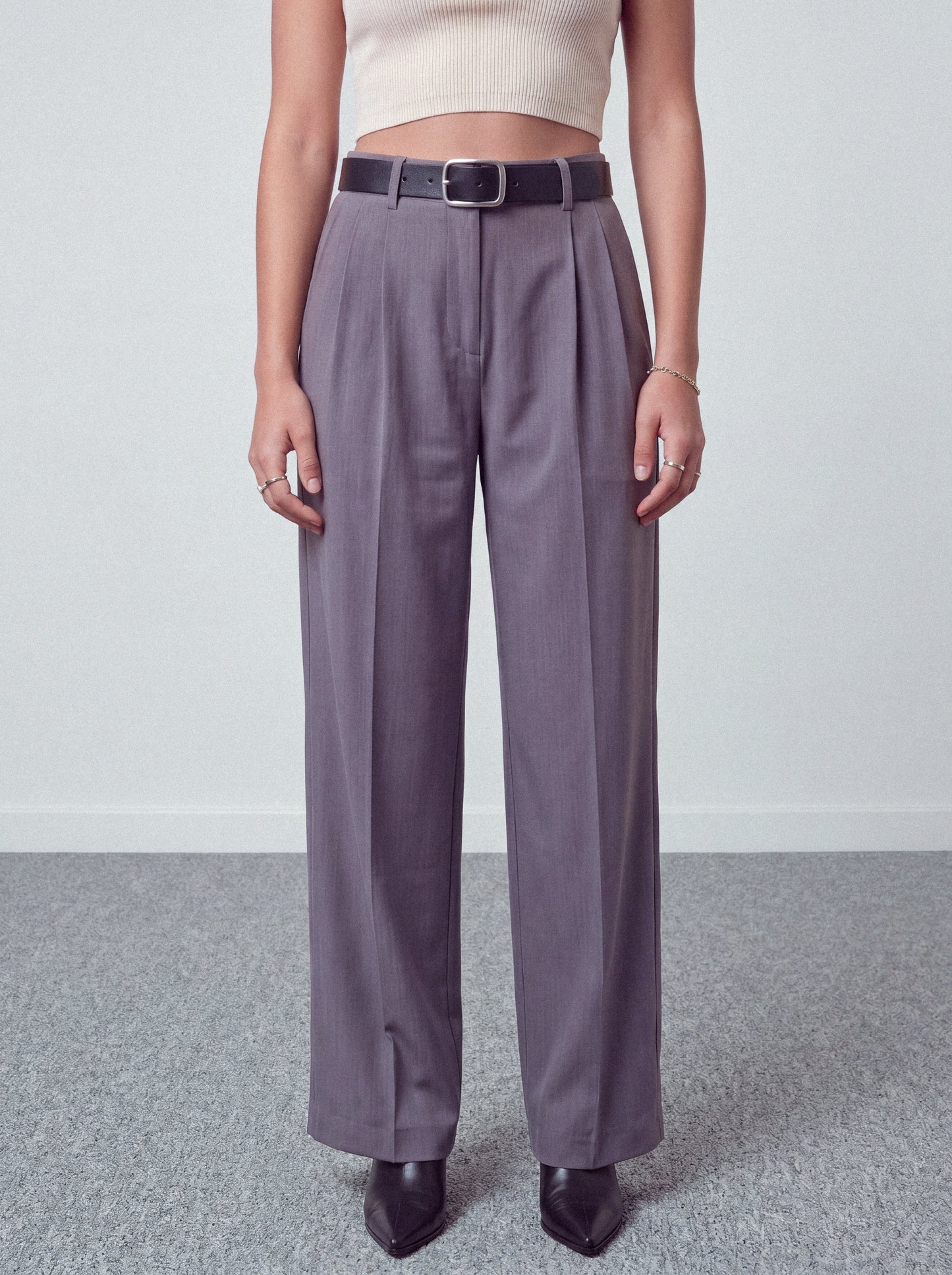 Minimal Pleated Trousers — Grey - oddegypt